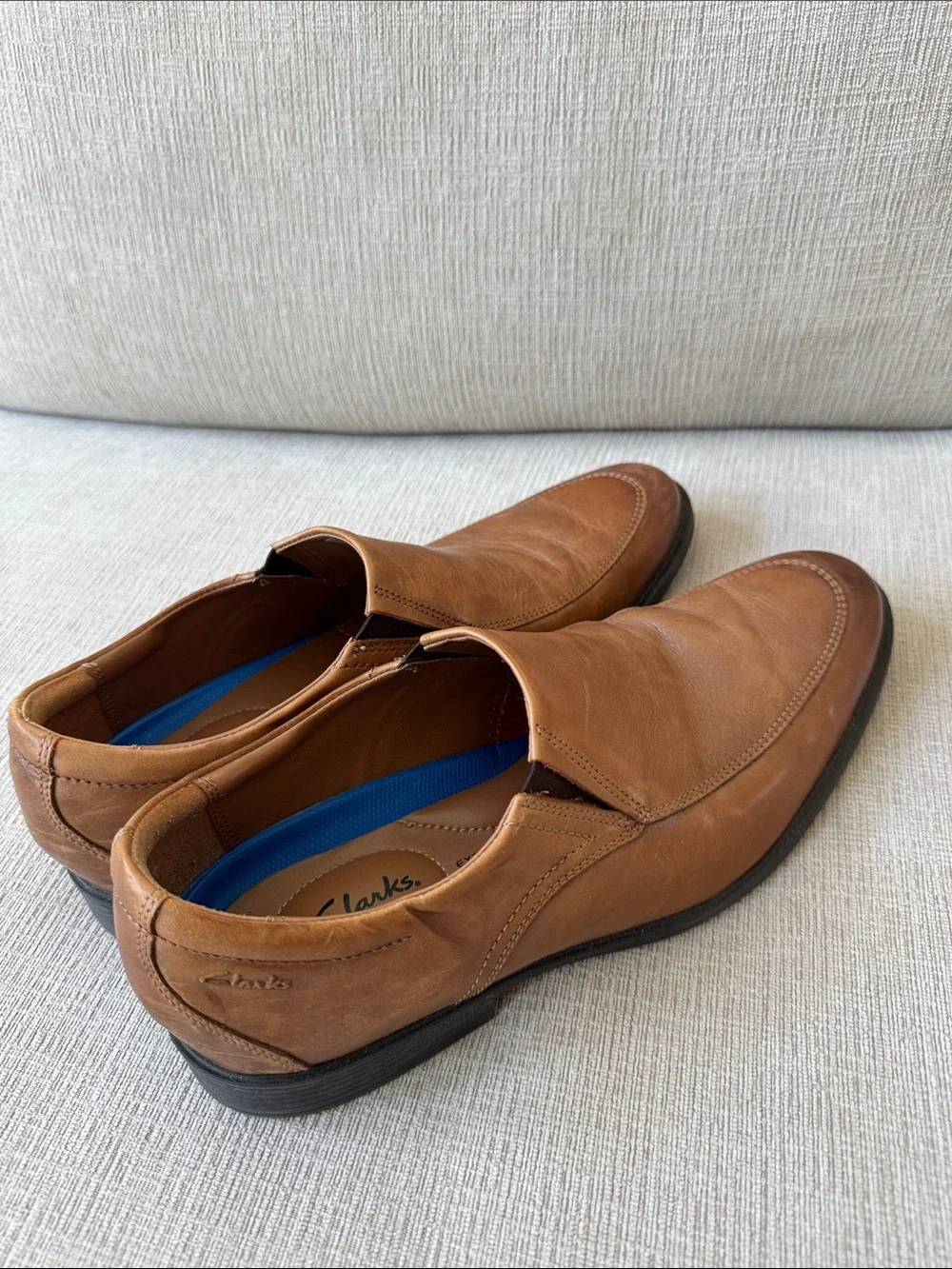 Clarks‎ Men's Slip-On Loafers in Tan Brown Leather